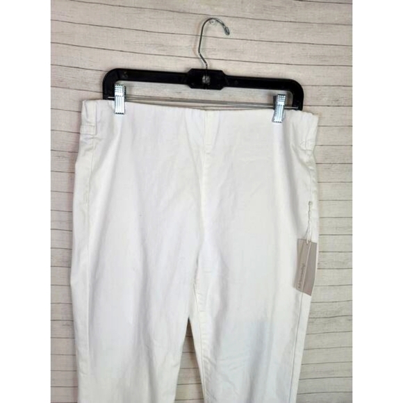 SOFT SURROUNDINGS THE ULTIMATE PULL ON SKINNY JEANS IN WHITE, SZ MEDIUM - Picture 2 of 14